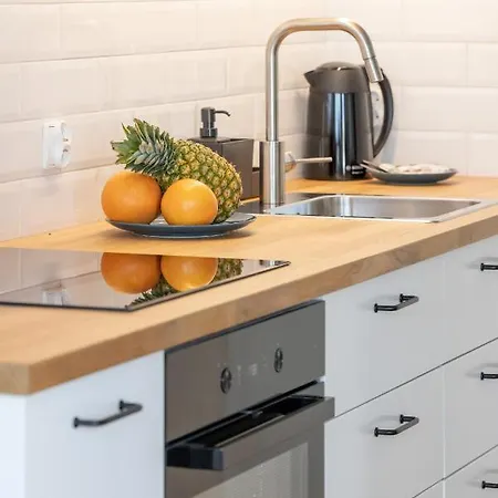 Cheerful Lesmiana Garnizon Estate By Renters Apartment